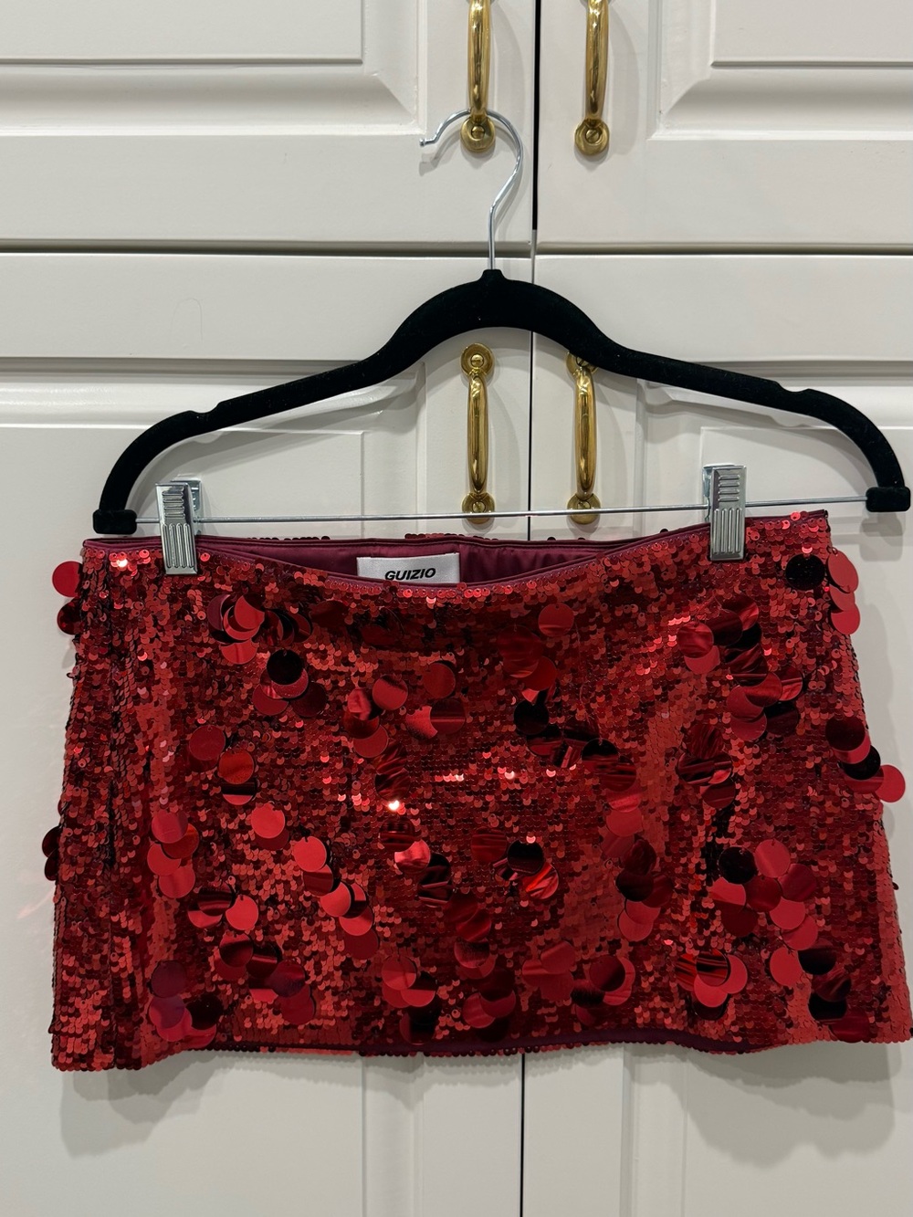 Paillette Skirt in Merlot
GUIZIO - Picture 2 of 3